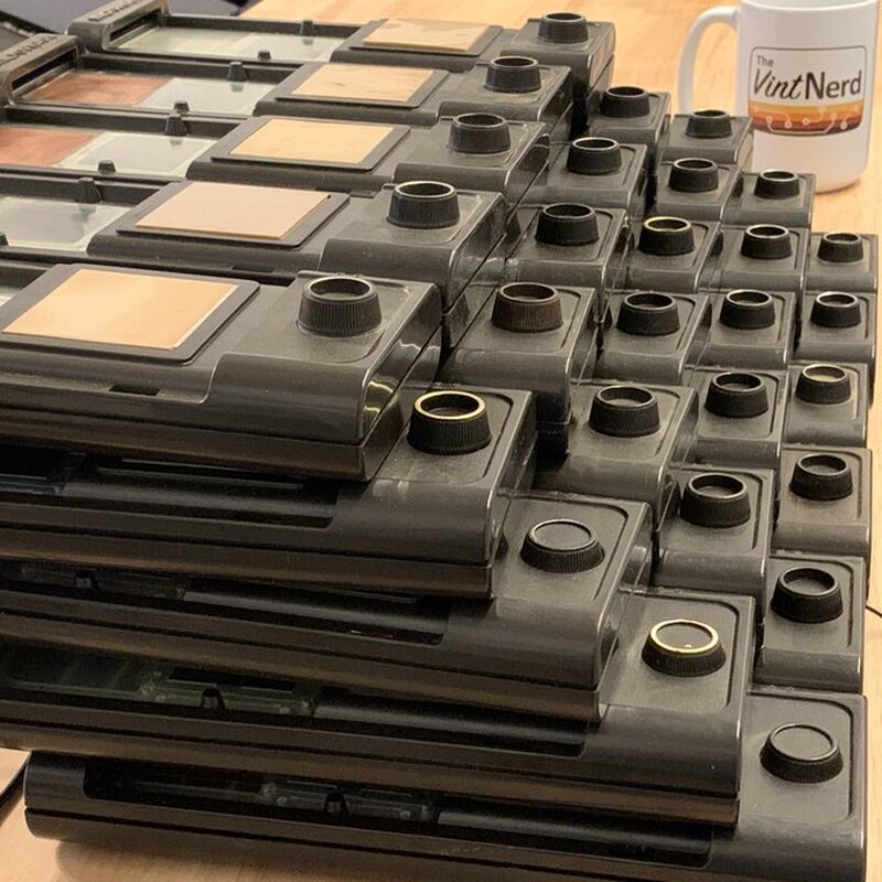 Gonna need more replacement LCD screens! Should I make them all backlit?

#microvision #miltonbradley #mb #lcdscreens #retrohandhelds #retrogaming #thevintnerd