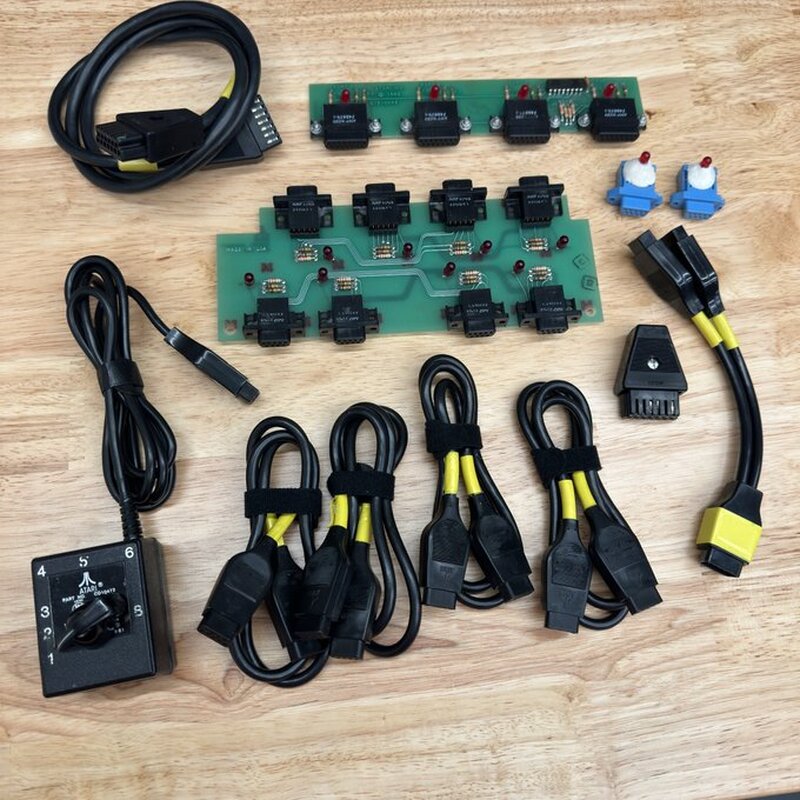 Picked up some interesting Atari diagnostic cables and adapters this past week. Some definitely used with SALT. Some, like the female-to-female joystick cables, have me wondering. □

#Atari #Atari8Bit #AtariSALT #Atari5200 #VintageComputing #RetroComputers #RetroGaming #TheVintNerd
